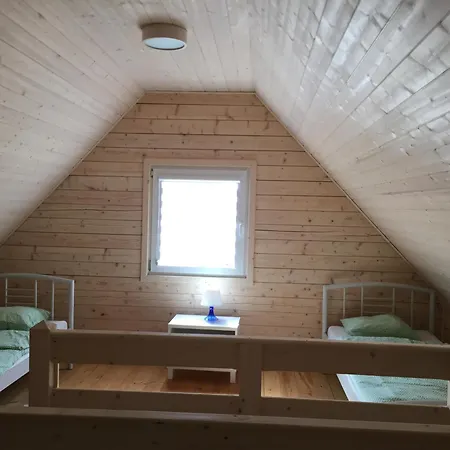 Swierkowy Zakatek Штутово